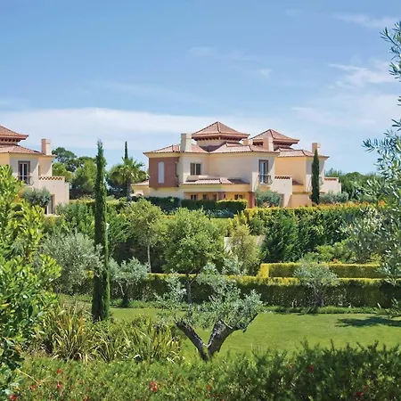 Villa Miradouro Ii *